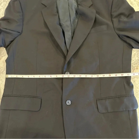 Men’s Jos. A. Bank Black Two Button Black Suit Coat - Picture 7 of 15